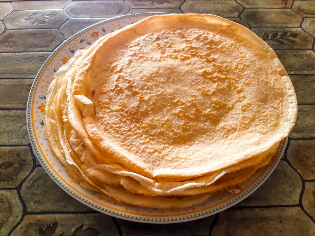 Le secret d&rsquo;excellentes crêpes sans œufs : une recette gourmande à découvrir